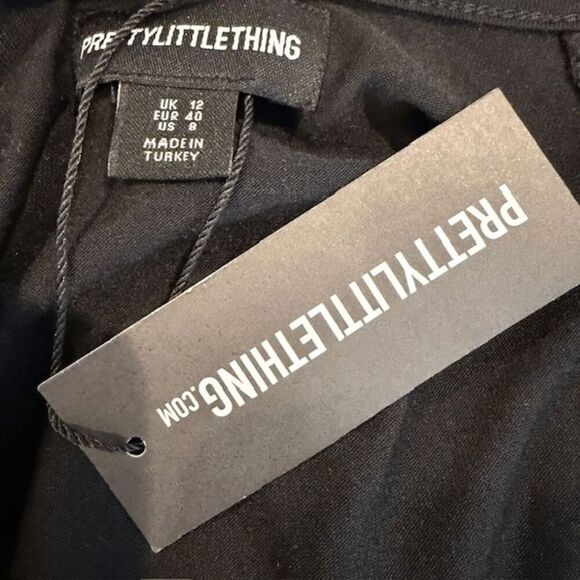 NWT Pretty Little Think Hook and Eye Long Sleeve Crop Top Black Size Medium - Picture 6 of 13